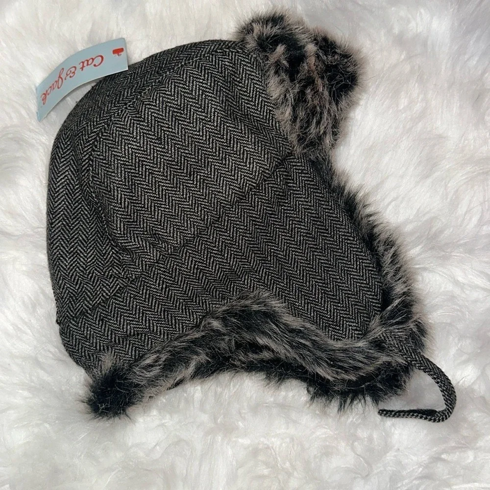 Cat & Jack Gray Herringbone Trapper Hat Faux Fur Ear Flaps OSFM GNFB1953TG